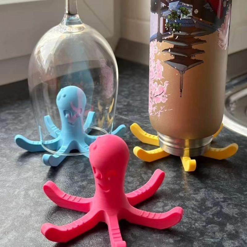 優れた品質の3Dタコプリントの自立型ラックで、水筒やカップを - 3D Printing Quality のレビューと価格
